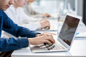 rol-tutor-en-elearning-diseño-de-recursos-educativos