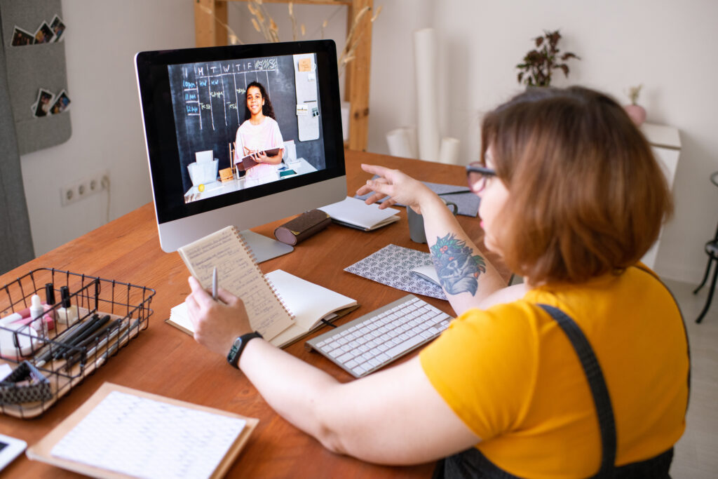 rol-tutor-en-elearning-diseño-de-recursos-educativos